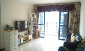 琶洲万胜围琶洲新村，三房两卫带入户花园