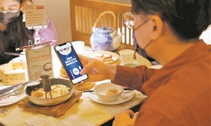 广州市民朋友圈刷起个人倡议书：我倡议！安心用餐，使用公筷