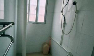 天河吉山幼儿园旁 房东自住房出租